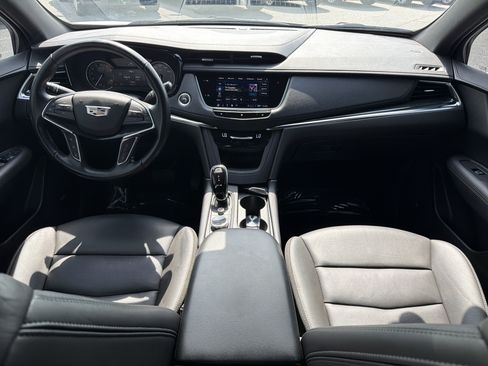 Used 2021 Cadillac XT5 Premium Luxury FWD image 22