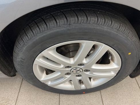 Used 2009 Volkswagen Jetta TDI image 11