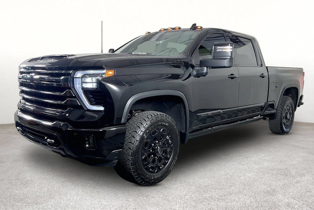 Used 2024 Chevrolet Silverado 2500 High Country w/ High Country Premium Package AWD/4WD image 13