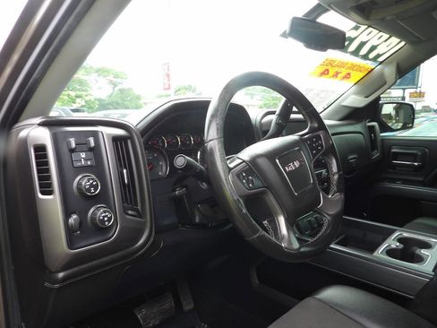 Used 2015 GMC Sierra 1500 SLE w/ All-Terrain Package AWD/4WD image 6