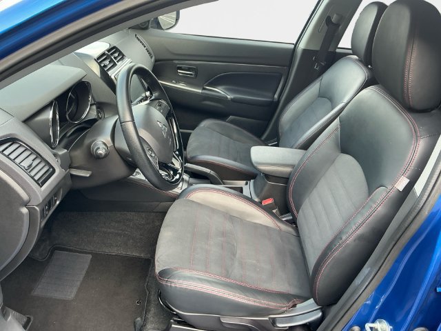 Used 2024 Mitsubishi Outlander Sport SE AWD/4WD image 10