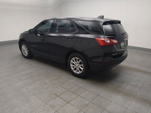 Used 2019 Chevrolet Equinox LS FWD image 3