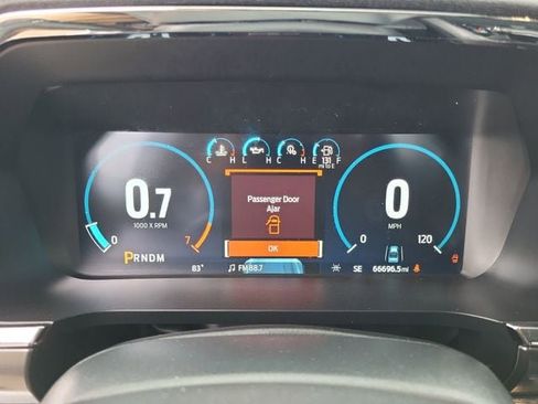 Used 2022 Ford F150 Lariat AWD/4WD image 10