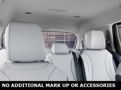 New 2026 Kia Carnival EX image 27