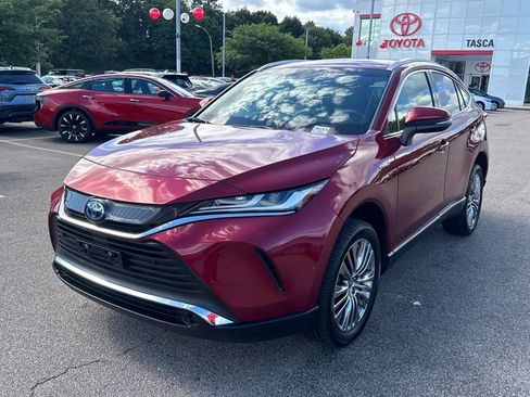 Used 2021 Toyota Venza XLE AWD/4WD image 3