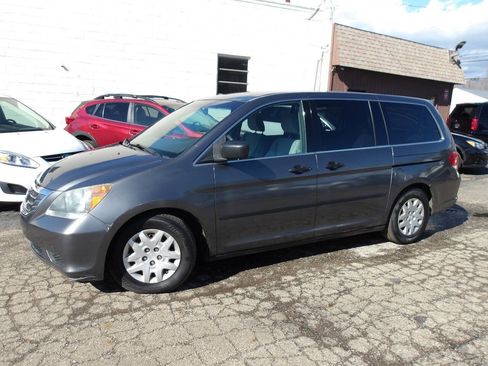 Used 2010 Honda Odyssey LX image 2