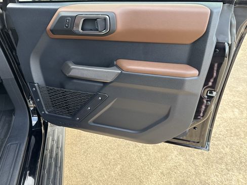 Used 2023 Ford Bronco Outer Banks image 15