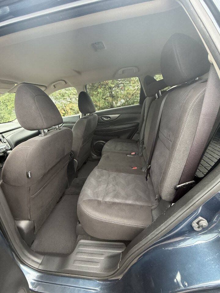 Used 2015 Nissan Rogue SV w/ SV Premium Package FWD image 8