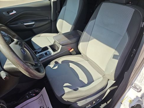 Used 2018 Ford Escape SE FWD image 19