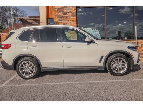 Used 2020 BMW X5 xDrive40i w/ Convenience Package image 2