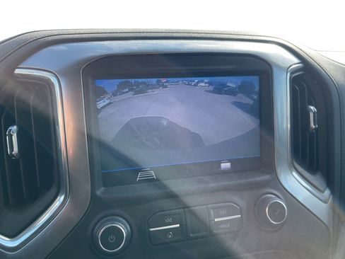 Used 2021 Chevrolet Silverado 1500 LT image 29