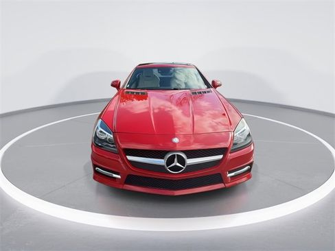 Used 2015 Mercedes-Benz SLK 250 image 3