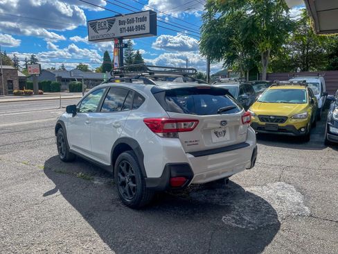 Used 2019 Subaru Crosstrek 2.0i Premium AWD/4WD image 2