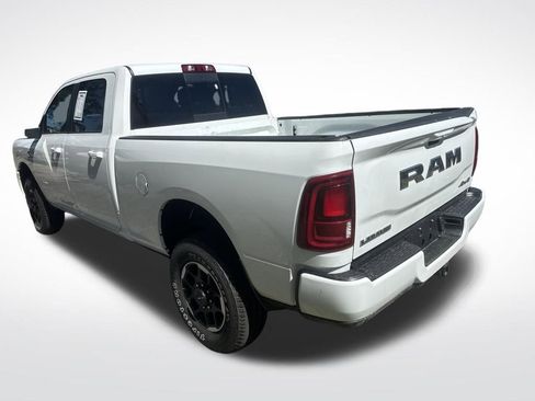 Used 2026 RAM 2500 Laramie AWD/4WD image 21