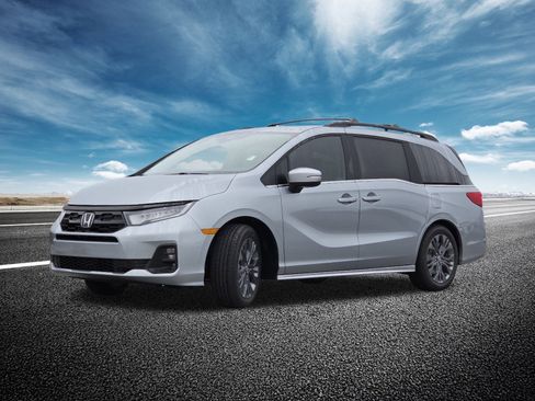 New 2026 Honda Odyssey Touring image 15