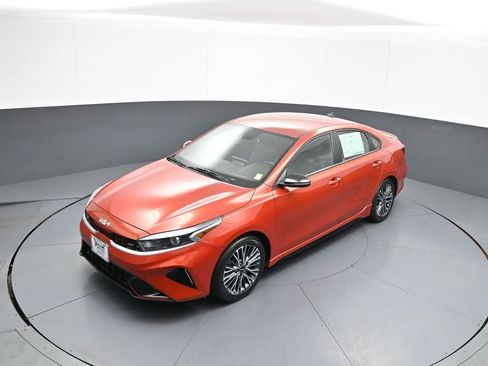 Certified 2023 Kia Forte GT-Line image 32