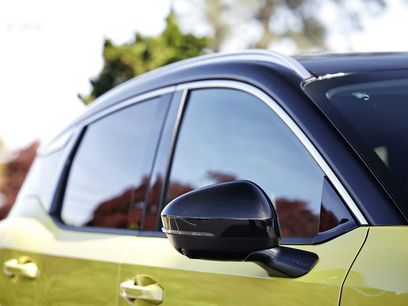 Used 2025 Nissan Kicks SR