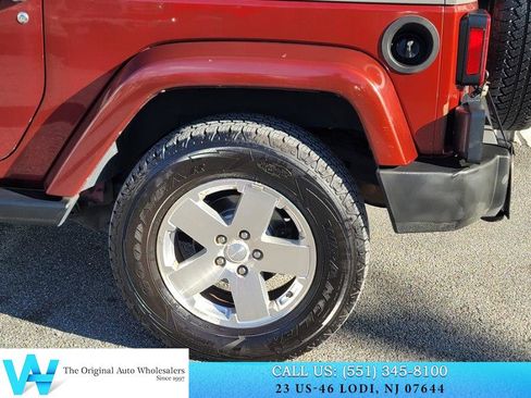 Used 2009 Jeep Wrangler Sahara image 9