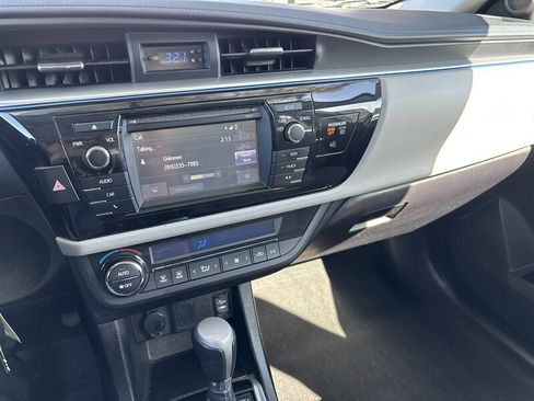 Used 2016 Toyota Corolla LE FWD image 40