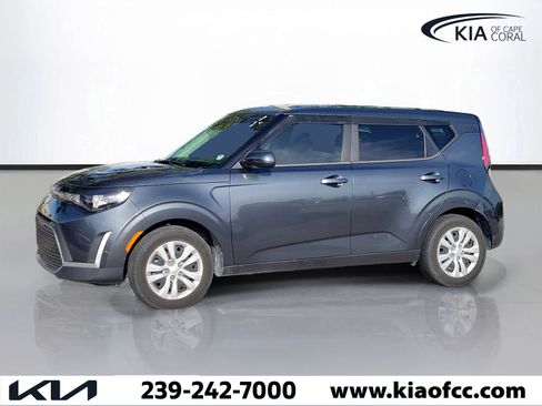 Certified 2024 Kia Soul LX FWD image 4