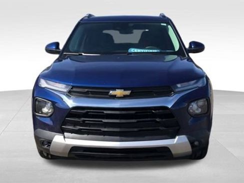 Used 2022 Chevrolet TrailBlazer LT w/ Convenience Package image 3