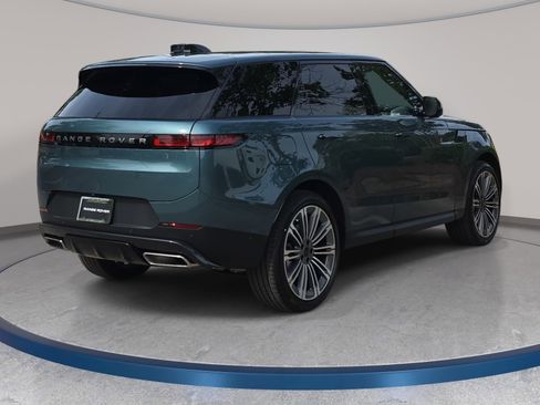New 2026 Land Rover Range Rover Sport SE AWD/4WD image 5