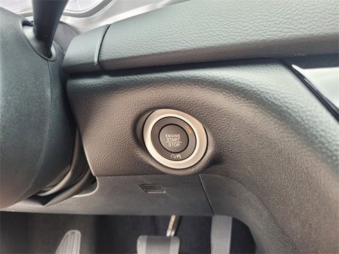 New 2026 Chrysler Voyager LX image 25