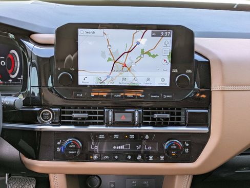 Used 2023 Nissan Pathfinder Platinum w/ Cargo Package image 21