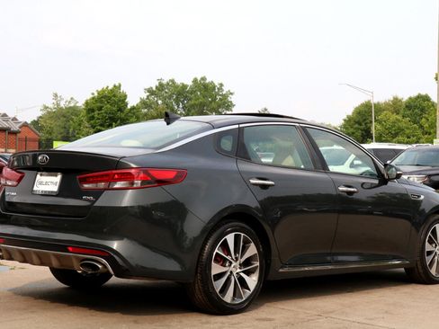 Used 2016 Kia Optima SX image 9