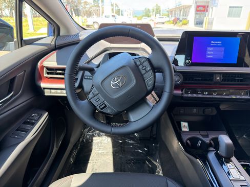 New 2026 Toyota Prius Plug-In Hybrid FWD image 25