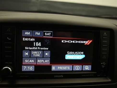 Used 2019 Dodge Grand Caravan SE w/ UConnect Hands-Free Group image 11