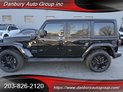 Used 2023 Jeep Wrangler Unlimited Sahara w/ Cold Weather Group image 3