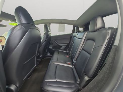 Used 2023 Tesla Model Y Long Range AWD/4WD image 12