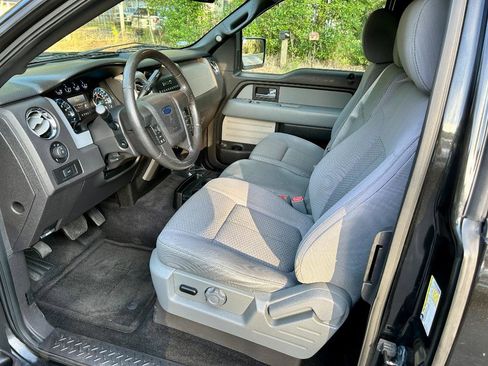Used 2012 Ford F150 XLT w/ XLT Chrome Pkg image 11
