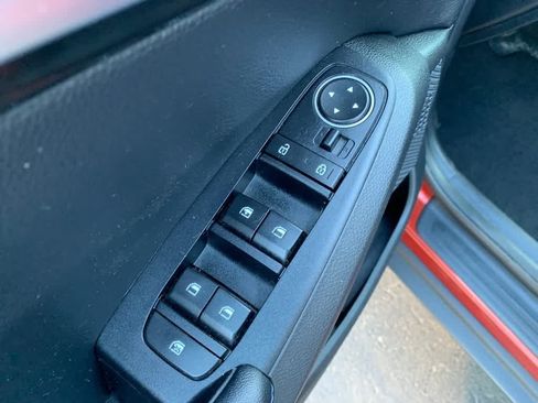 Used 2021 Kia Seltos S AWD/4WD image 16