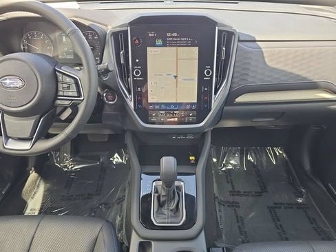 Used 2025 Subaru Forester Limited AWD/4WD image 10