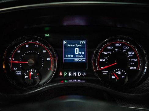 Used 2011 Dodge Charger R/T image 17
