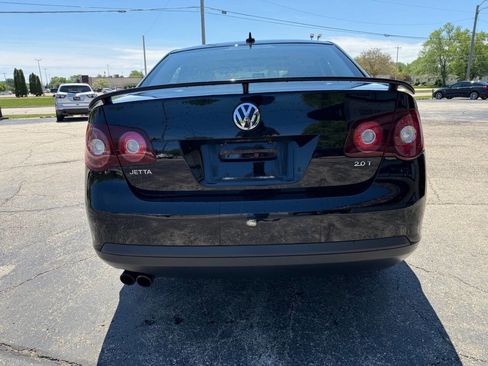 Used 2008 Volkswagen Jetta Wolfsburg Edition FWD image 4
