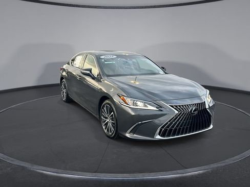 Used 2025 Lexus ES 350 w/ Premium Package FWD image 12