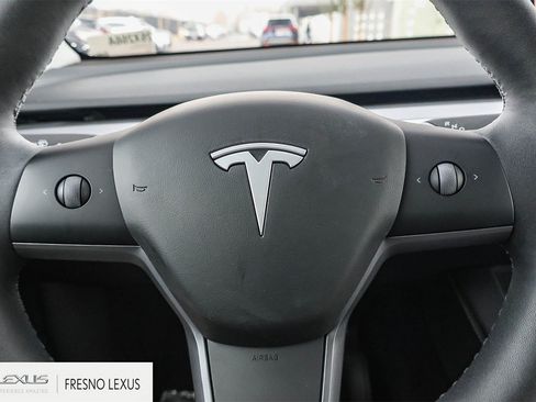 Used 2025 Tesla Model Y Long Range image 26