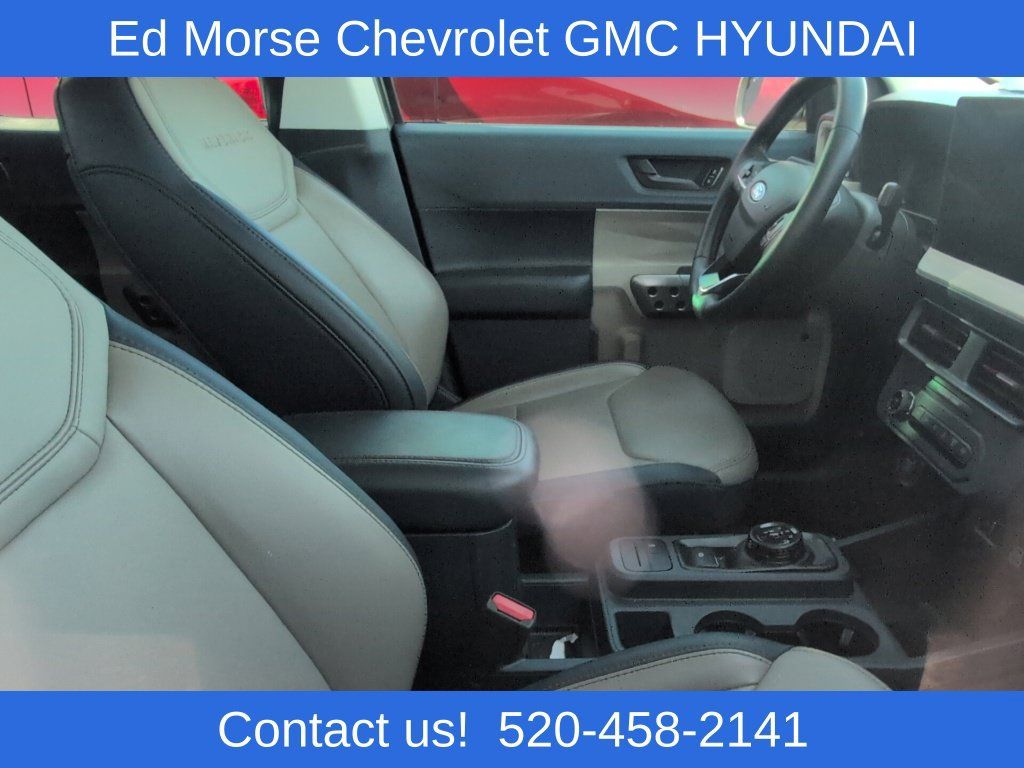 Used 2025 Ford Maverick Lariat w/ 4K Tow Package AWD/4WD image 12