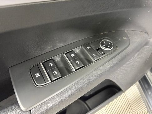 Used 2023 Kia Forte LXS w/ LXS Technology Package image 14