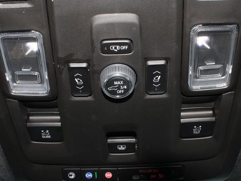 Used 2025 Chevrolet Tahoe RST w/ Comfort Package AWD/4WD image 14