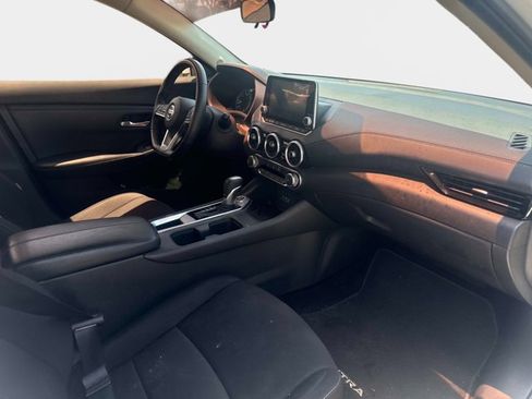 Used 2022 Nissan Sentra SV image 12