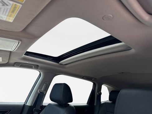 Certified 2023 Honda CR-V EX-L image 17