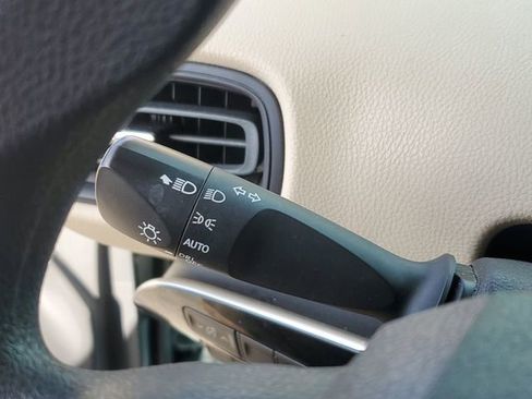 Used 2017 Toyota Prius Two image 20