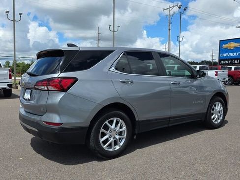Used 2024 Chevrolet Equinox LT FWD image 5