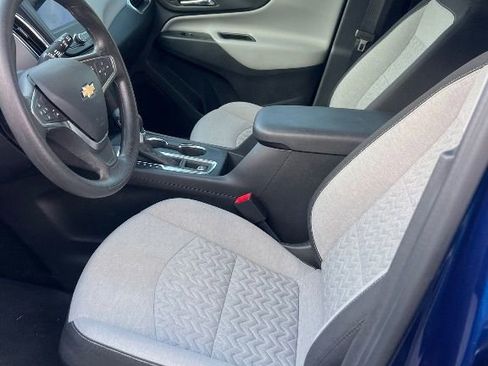Used 2023 Chevrolet Equinox LS image 7