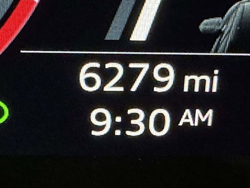 Used 2024 Audi Q3 2.0T Premium w/ Convenience Package image 35