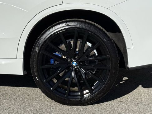Certified 2025 BMW X5 M60i w/ Parking Assistance Package image 18